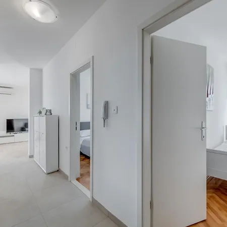 Brand New - Blatine * Spalato